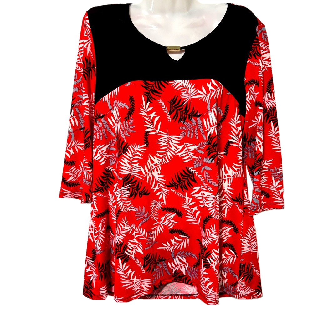Women's Red & Black Floral 3/4 Sleeve Blouse size Small